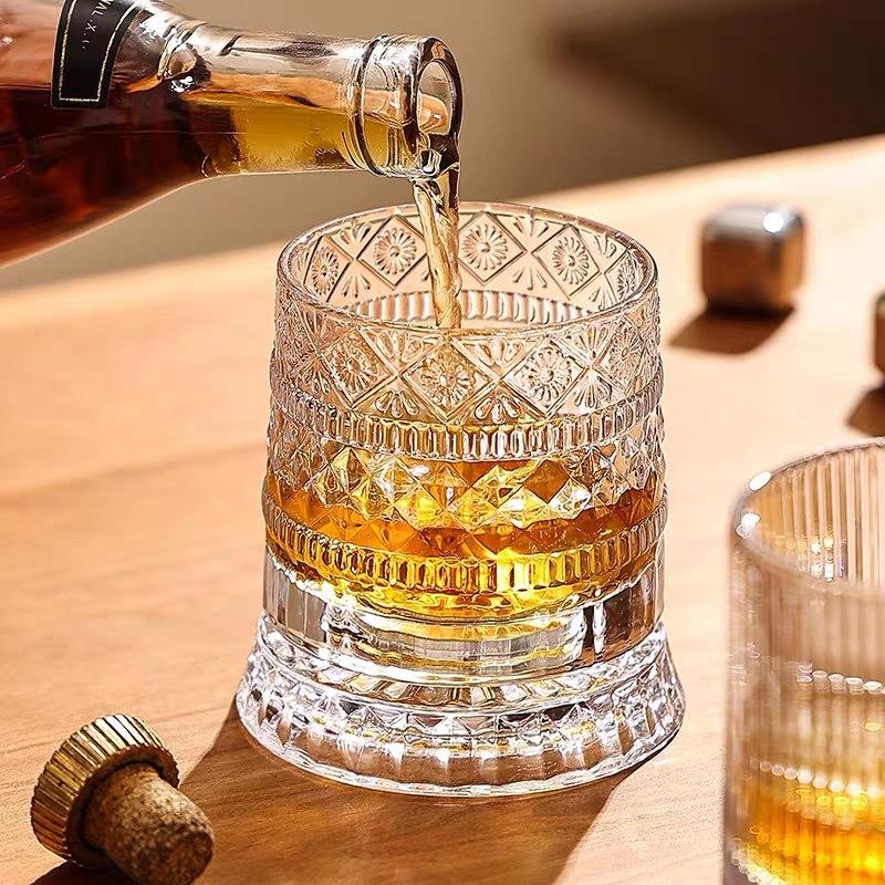 360 °   Rotierendes Whiskeygla – Old Fashioned Glass Bewertung und Preis